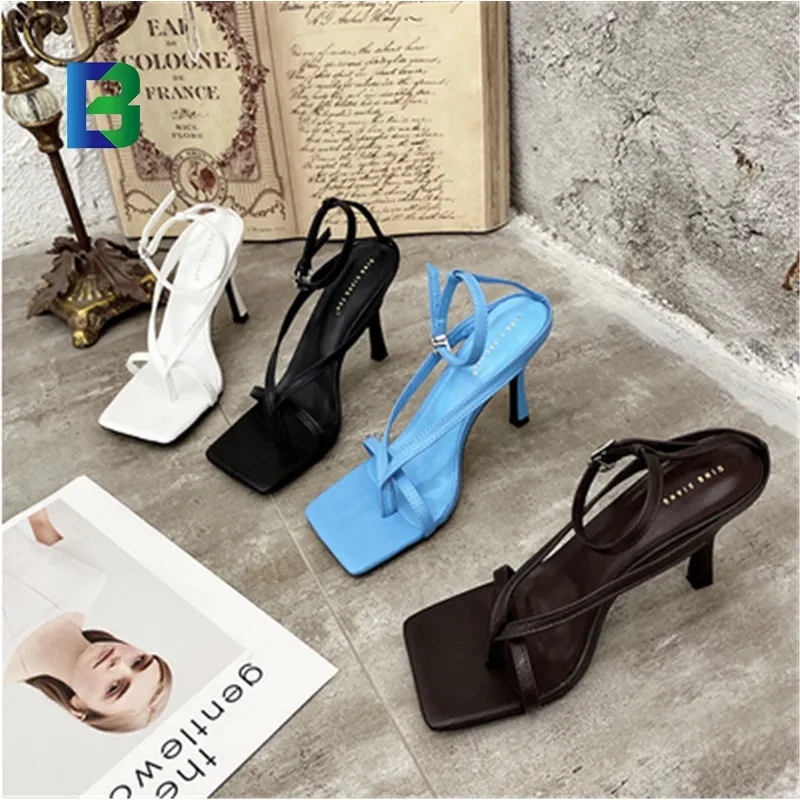 2022 spring and summer show European and American net red blogger's same fashion square head high heel clip toe sandals 35-42