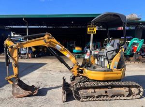 Mini-excavatrice 2T 3T CAT 020CR 020 d'occasion, chenillée, moteur japonais, pompe, certifiée CE, avec accessoire tarière - Product Image 4