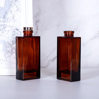 Bouteille en verre vide pour diffuseur de parfum de maison brun ambré avec bouchon 150 ml 150 ml Bouteilles pour diffuseur d'huile essentielle de parfum d'arôme