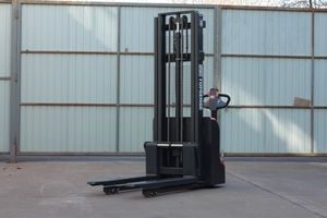 1500kg 2000kg Altura de elevación 1600mm-3500mm Batería Manual Hidráulico <span class=keywords><strong>Mini</strong></span> Alcance Carretilla elevadora Apilador eléctrico - Product Image 5