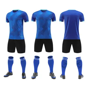 Últimas camisas de futebol personalizadas de alta qualidade, uniforme de futebol de secagem rápida, uniforme de futebol liso