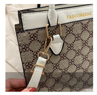 ZPB2787 Sac Messager Bandoulière Femme Haute Qualité Nouvelle Collection Motif Écossais Très Vendu Décontracté Tendance Portable à Fermeture Éclair