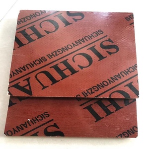 Panneaux de <span class=keywords><strong>coffrage</strong></span> filmés <span class=keywords><strong>en</strong></span> contreplaqué E0 de première qualité 1220x2440mm 15mm 18mm 21mm pour béton, Shandong Linyi - Product Image 4