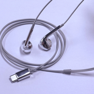 Audífonos Intrauditivos con Cable Tipo C, Plateados, Cromados, Metálicos - Product Image 6