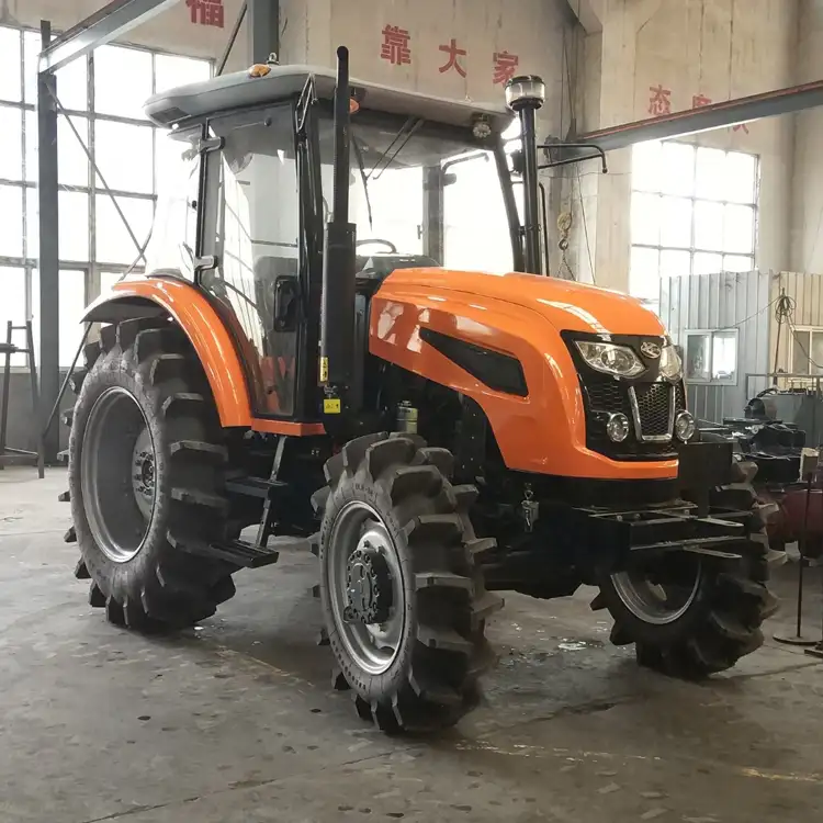 LUTONG Mesin Pertanian 4WD 100HP Traktor LT1004 Dijual