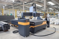 Routeur en bois CNC 1300*2500mm 1500*3000mm CNC avec 4ème axe rotatif pour graver de l'aluminium