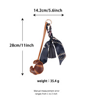 Breloque de sac en cuir personnalisée OEM/ODM avec logo, vente en gros, pendentif de sac à main de luxe avec foulard en soie et pompon, cadeau de boutique