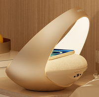 2024 Gloednieuw product 4-in-1 multifunctionele draadloze oplader LED nachtlamp bureaulamp met wekker en muziekspeaker