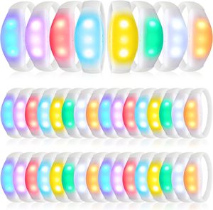 Bracelet LED programmable en silicone avec logo personnalisé et contrôle intégré - Product Image 1