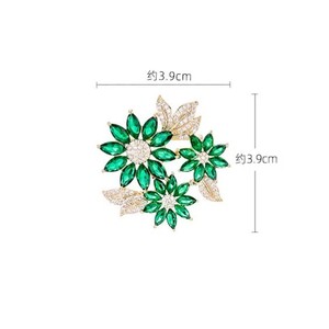 2026Latest Trendy Flower Crystal Brooch Pins Rhinestone <b>Buttons</b> Alloy <b>Gold</b> Plated Customized Unisex Daily Use Engagement Wedding - Product Image 3