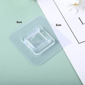 Gancio <span class=keywords><strong>a</strong></span> ventosa in plastica trasparente resistente con adesivo bifacciale per appendere vestiti in bagno e cucina - Product Image 4