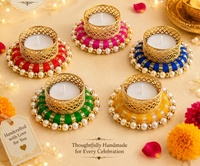 Ensemble de 5 bougeoirs artisanaux écologiques légers pour Diwali, base en métal doré tressé avec fils colorés, décoration traditionnelle pour la maison