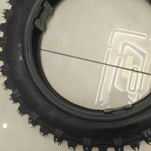 3,00-12 3,00-10 Neumático de <span class=keywords><strong>nieve</strong></span> <span class=keywords><strong>para</strong></span> motocicletas Neumático de uñas antideslizante en nuevas condiciones Tubo interior de butilo de goma sin cámara - Product Image 2