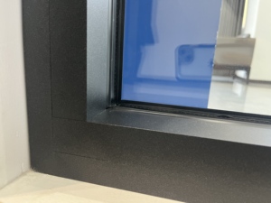 Fenêtre à battant moderne en alliage d'aluminium Smeku de qualité supérieure, étanche, avec moustiquaire de sécurité et verre trempé pour salle de bain - Product Image 3