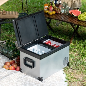 Refrigerador Portátil de 12V con Compresor, Enfriador con Puertas Dobles, Control Individual, Temperatura Dual, Carcasa Metálica, para Uso en Auto y Hogar - Product Image 1