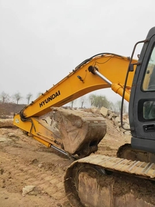 Oferta Especial: Excavadora Usada Original Hyundai 305/305lc-7/305-9 con Motor y Bomba, Pocas Horas de Trabajo, Buen Estado - Product Image 3