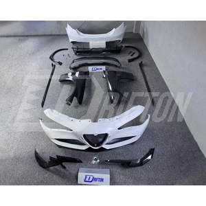 Nuevo Kit de Parachoques de Fibra de Carbono Estilo GTAM para Alfa Romeo Giulia 2016-2023 - Product Image 1