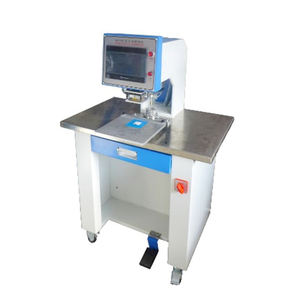 Máquina automática <span class=keywords><strong>de</strong></span> estampado en caliente <span class=keywords><strong>de</strong></span> <span class=keywords><strong>etiquetas</strong></span> con cabezal <span class=keywords><strong>de</strong></span> impresión motorizado <span class=keywords><strong>de</strong></span> una estación para la fabricación <span class=keywords><strong>de</strong></span> lenguas <span class=keywords><strong>de</strong></span> plantillas - Product Image 5