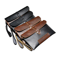 Personnalité personnalisée Vintage Crazy Horse Bracelet en cuir Sac à main Hommes Enveloppe Pochette