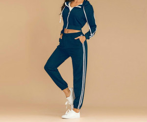 New Arrival Autumn and Winter Solid Color Casual Suit Hooded Top &trousers Two-piece Suit for Women