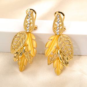 4 Piece Women's Vintage Gold Plated Bridal Wedding Engagement <b>Necklace</b> <b>and</b> <b>Earrings</b> Jewelry <b>Set</b> with Flower Design Zircon Stones - Product Image 4