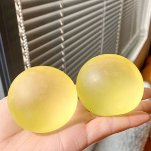 ลูกบอลน้ำตาลมอลโทสพลาสติกขนาด 6 ซม. ของเล่นบีบคลายเครียดน่ารัก นุ่มนิ่ม ยืดหยุ่นได้ สำหรับเด็กทุกเพศ - Product Image 1