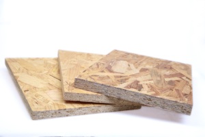 Tablero <span class=keywords><strong>OSB</strong></span> de 18 mm de espesor, material de <span class=keywords><strong>madera</strong></span> de pino, tablero de partículas orientadas para villas, materiales de construcción estandarizados. - Product Image 2