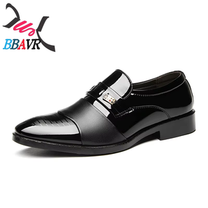 Mocasines de Vestir Formales de Piel Sintética con Punta en Pico para Hombre, Estilo Sólido Negro, Antideslizantes para Oficina y Carrera Profesional - Product Image 5