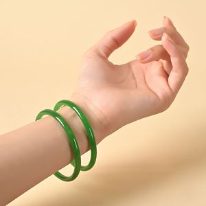 Brazalete Chino Tradicional de Imitación de Jade, Brazalete Redondo Simple Retro Chino, Brazalete de Calcedonia para Mujer - Product Image 5
