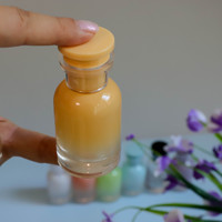 Botella de Perfume de Vidrio de Alta Gama de 30 ml, Color Caramelo, Portátil, Vacía, Plana, con Pulverizador y Serigrafía