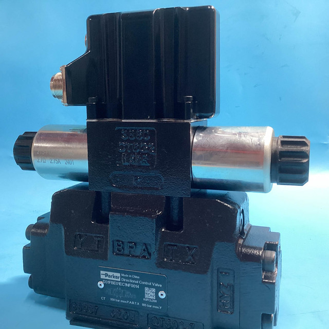 High Pressure SD31FBE01EC1NF00 Directional Control Valve 4-Way 25gpm Sectional Hydraulic Valve for Construction Loader Excavator