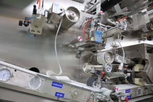 Macchina per la produzione di assorbenti igienici, linea di produzione di assorbenti igienici - Product Image 3