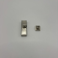 Loquet de fixation d'angle pour cadre d'affichage en alliage de zinc et aluminium à rupture de pont thermique, pour échantillons de fenêtres