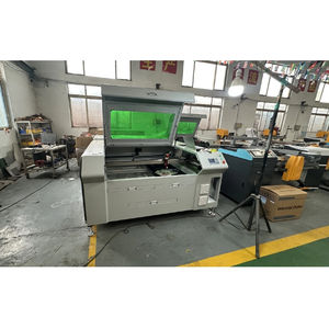 Perceuse automatique de trous de verre au laser fabriquée en Chine vente en usine de machine de perçage laser <span class=keywords><strong>pour</strong></span> <span class=keywords><strong>vitrail</strong></span> - Product Image 1