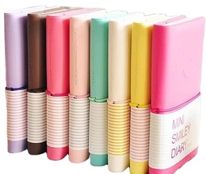 Carnet de notes mini format B7 en cuir PU avec fermeture élastique, pages lignées, 5 sujets, pour l'école, le bureau, la papeterie, motif sourire - Product Image 2