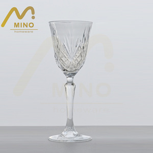 Set di Calici da <span class=keywords><strong>Vino</strong></span> Vintage in Cristallo Trasparente, Bicchieri da <span class=keywords><strong>Vino</strong></span> Rosso e Bianco con Incisioni per Matrimoni, Banchetti ed Eventi - Product Image 4