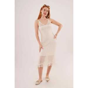 Vestido largo ecru con detalle de borlas caladas, tirantes finos, espalda descubierta, tejido translúcido, estilo casual. - Product Image 2