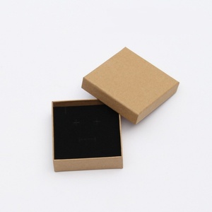 Boîte à bijoux personnalisée en gros avec logo, style vintage, pour bracelets et bagues, avec doublure en éponge, idéale pour les cadeaux - Product Image 3