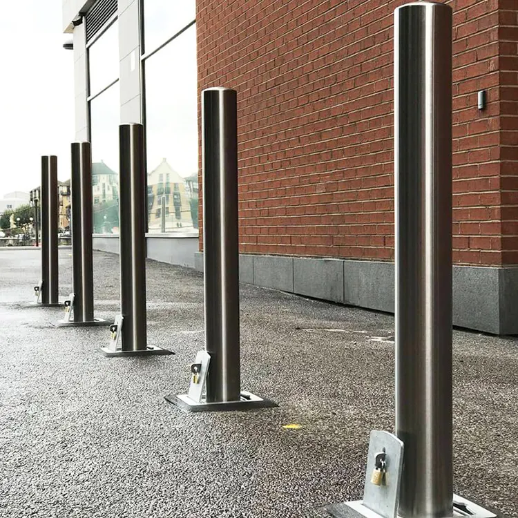 ที่มีคุณภาพดีนอกสแตนเลสคงที่กลอนลง Bollards ยี่ห้อที่จอดรถเหล็ก Bollard สำหรับท่อกลางแจ้งโพสต์