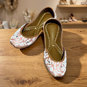 BS INTERNATIONAL Women's Trend Embroidery Eco Friendly Durable Genuine Leather Lightweight Fancy Traditional Indian Style - Product Image 1