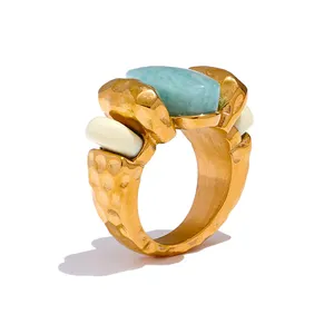 JINYOU 3872 High Quality Natural Stone Cast Golden Ring for Women Water Resistant Stainless Steel Luxury Fashion Finger Jewelry