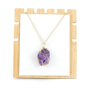 Natural <span class=keywords><strong>rock</strong></span> quartzo pingente colar irregular cristal envolvido ouro thread chakra gemstone jóias para as mulheres - Product Image 5