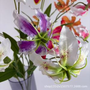 Fleurs artificielles Qiye Gloriosa Lily, fleur en soie à 3 têtes, décoration de mariage et de maison - Product Image 1