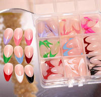 9Grids 216 pièces Faux ongles à presser French Manucure courts forme amande couleur nude avec pointes colorées, réutilisables en acrylique
