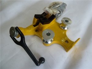 H402 คีมจับท่อแบบโซ่ ขนาดท่อ 5 นิ้ว วัสดุเหล็กหล่อ - Product Image 2
