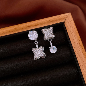 Boucles d'oreilles en argent plaqué or, super élégantes, avec fleur de perle, tendance et stylées, luxe léger, haut de gamme - Product Image 4