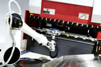 Presse plieuse à tôles métalliques de 110 tonnes et 3200 mm pour ligne de production à grande échelle