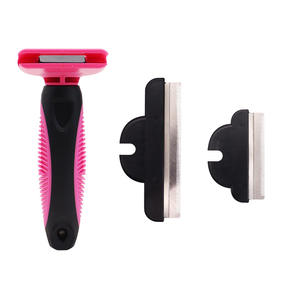 Peigne en plastique écologique spécial pour animaux <span class=keywords><strong>de</strong></span> compagnie chien chat bain salle <span class=keywords><strong>de</strong></span> bain flottant épilation Cutter dents amovibles peigne à dents - Product Image 4