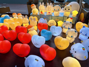 Sáng Tạo Trái Tim Vinyl Đèn Ngủ Cạnh Giường Ngủ Trang Trí Đèn Đèn Cho Phòng Khách Phòng Ngủ Của Mẹ Món Quà Ngày Valentine Của Trang Trí Nội Thất - Product Image 2