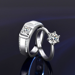 Vendite dirette transfrontaliere: anelli di Moissanite in argento placcato oro simulato con diamante classico americano europeo a sei artigli - Product Image 1